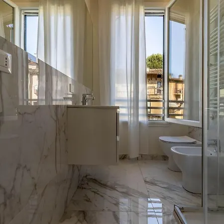 Loggia Antica بادوفا